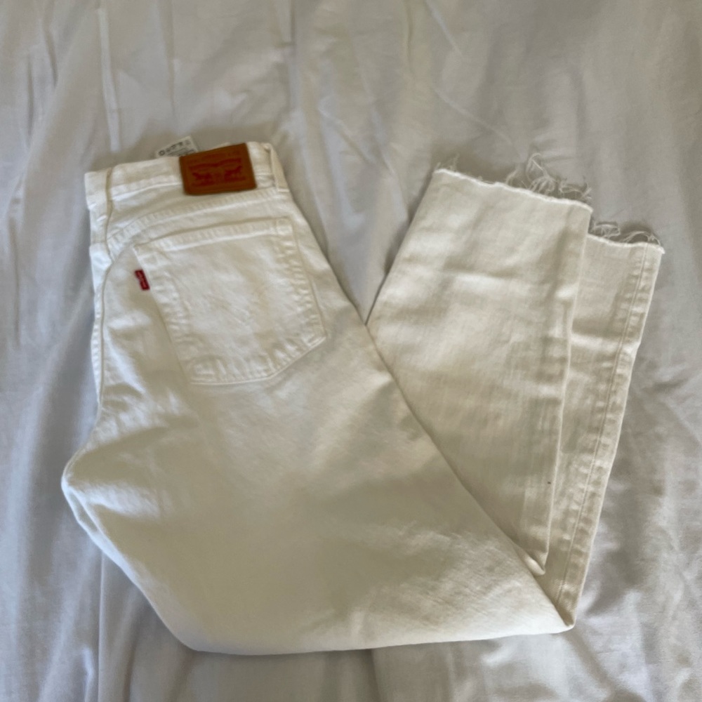 Levi’s wedgie jeans